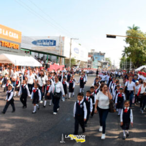 Celebran 213 años de historia y libertad