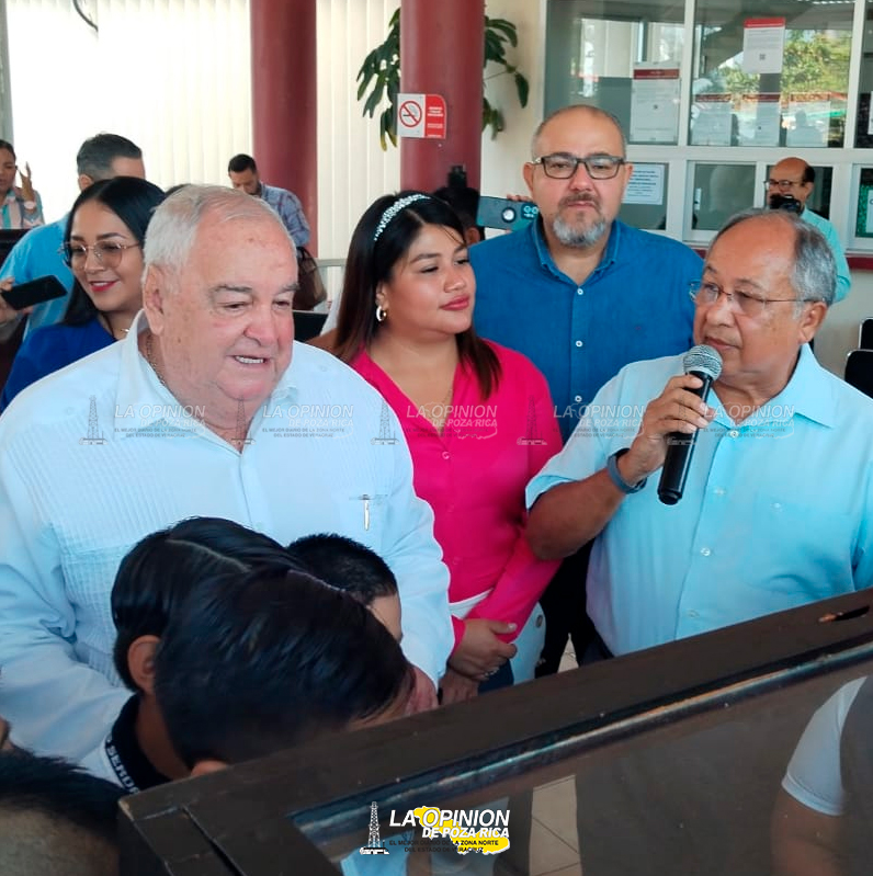 Inauguran Exposición de los Símbolos Patrios