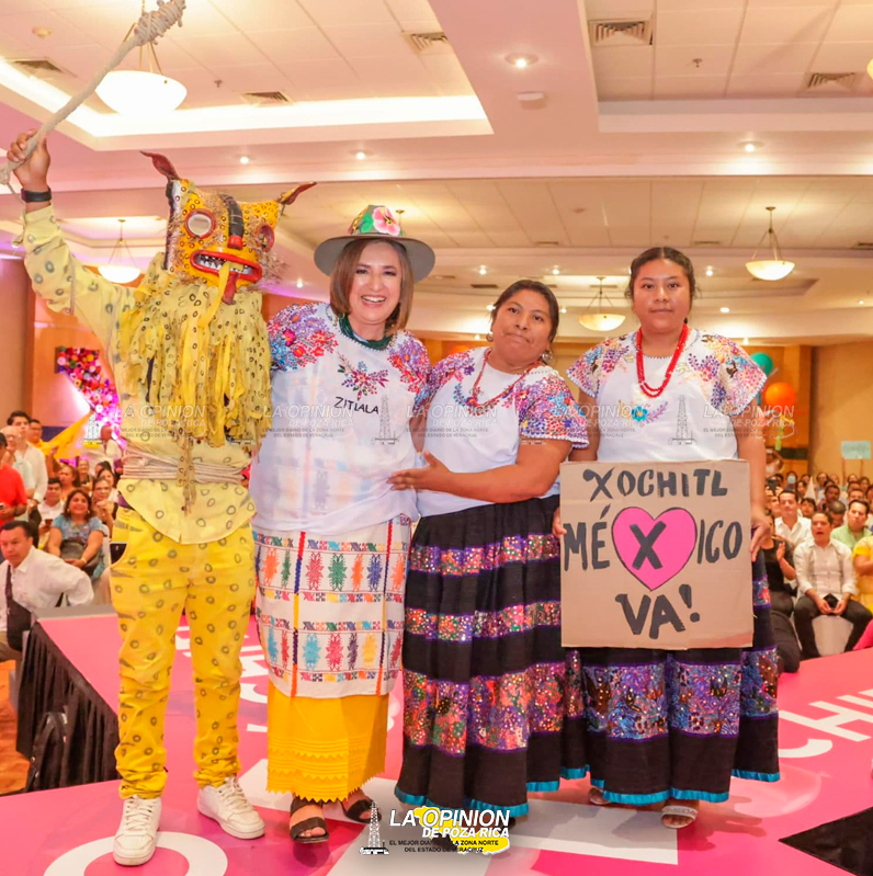 Xóchitl Gálvez sale primero