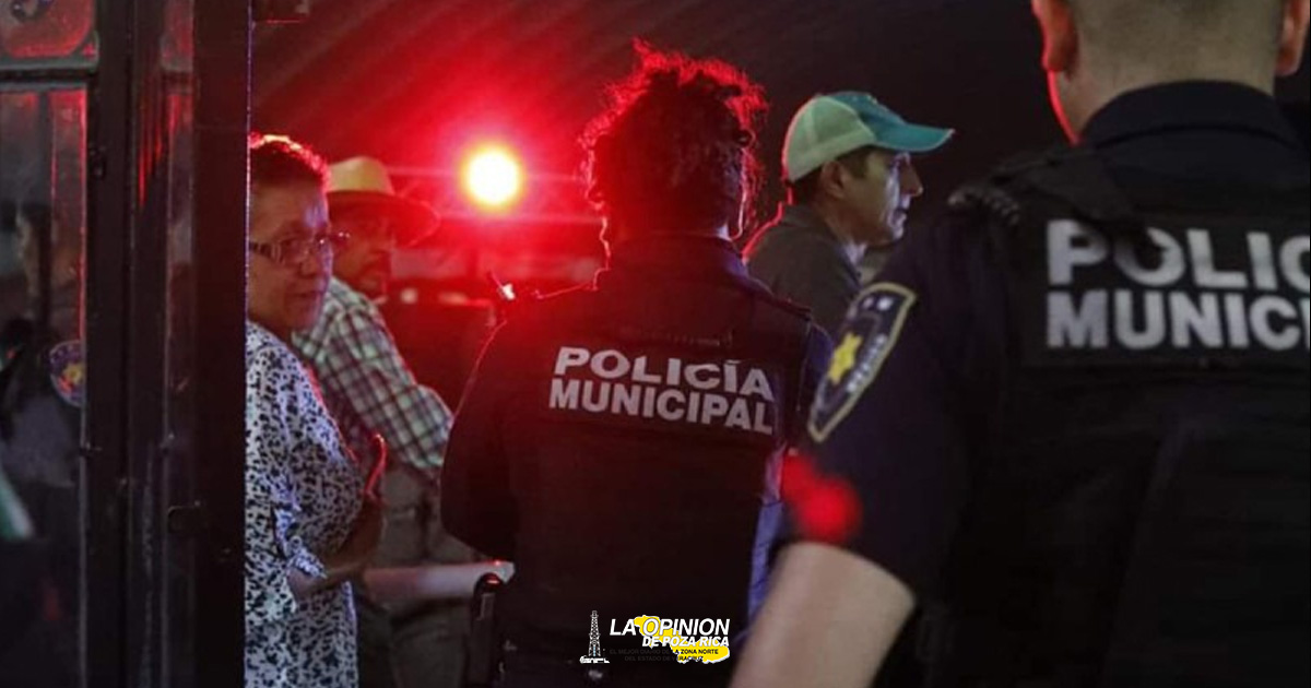 Mini Cooper impacta a un Seat