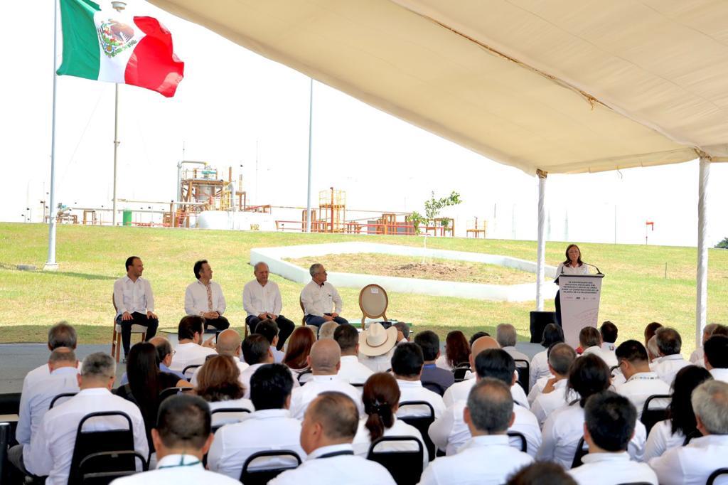 Nahle da banderazo de salida
