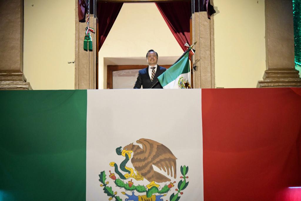 En armonía y unidad, festeja Veracruz la Independencia de México