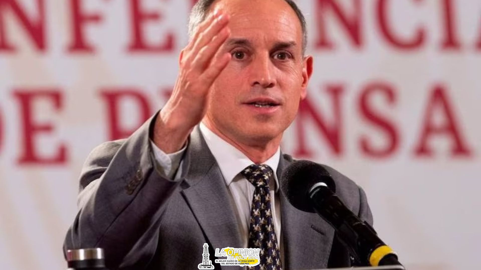 López-Gatell admite que está bajo en encuestas por CDMX