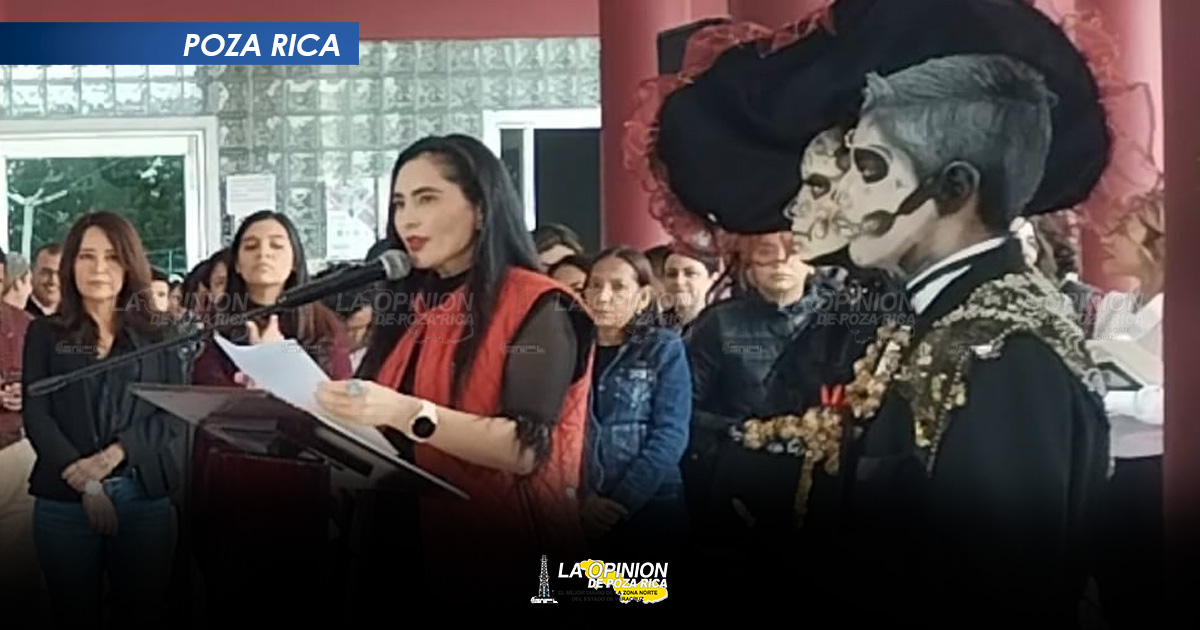 Presentan altar del ayuntamiento y recuerdan a ilustres pozarricenses
