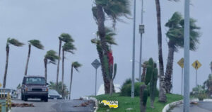 Huracán Norma se intensifica nuevamente a categoría 3