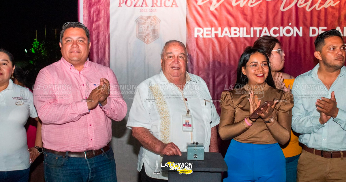 Ilumina El Pulpo la PR-Coatzintla