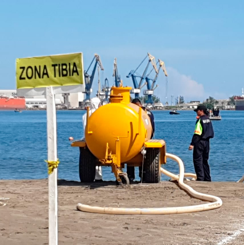 SEMAR realiza simulacro de fuga de hidrocarburos