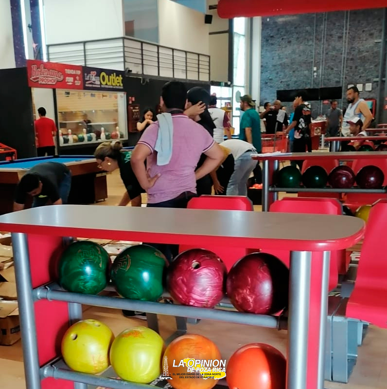 Le quita Bolerama a particula