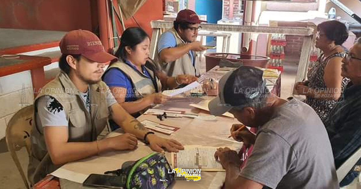 Entregan tarjetas del Banco del Bienestar