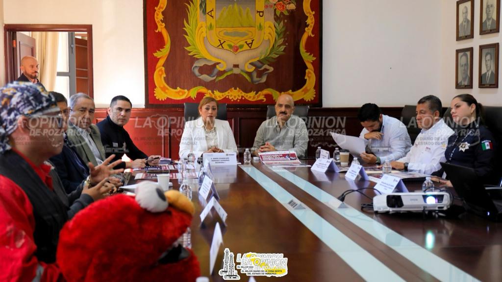 Capacitan a motociclistas