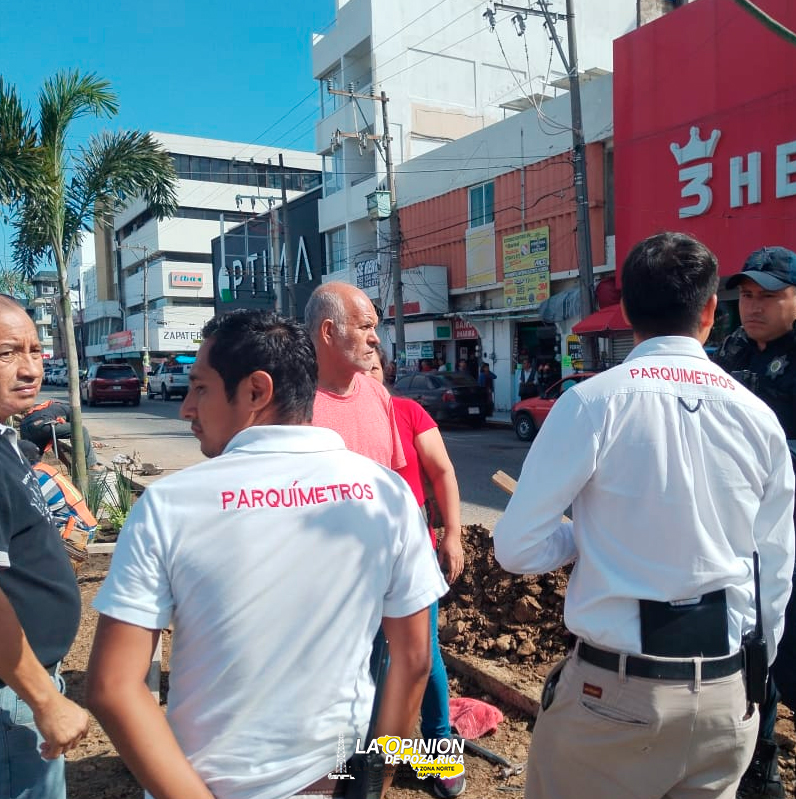 Quitan parquímetros de sus aceras