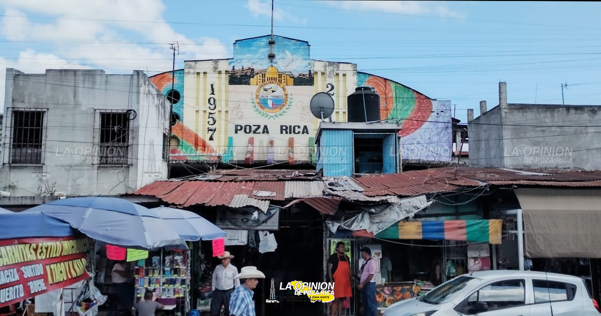 Siguen los conflictos en el mercado Poza Rica