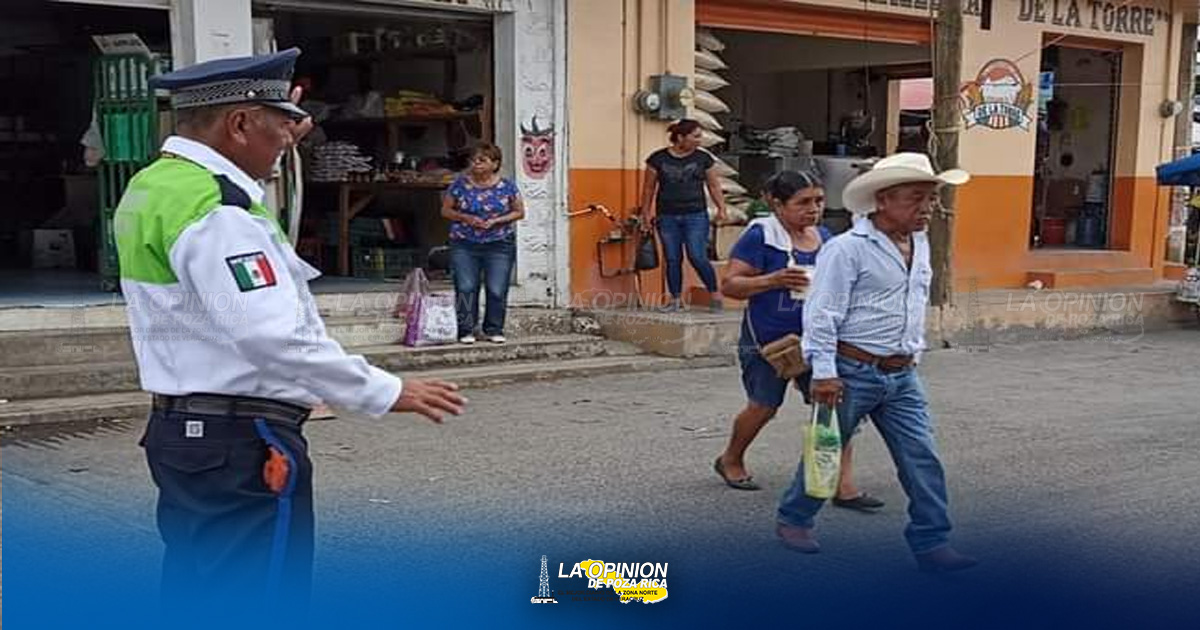 Tránsito reporta saldo Blanco en Cerro Azul