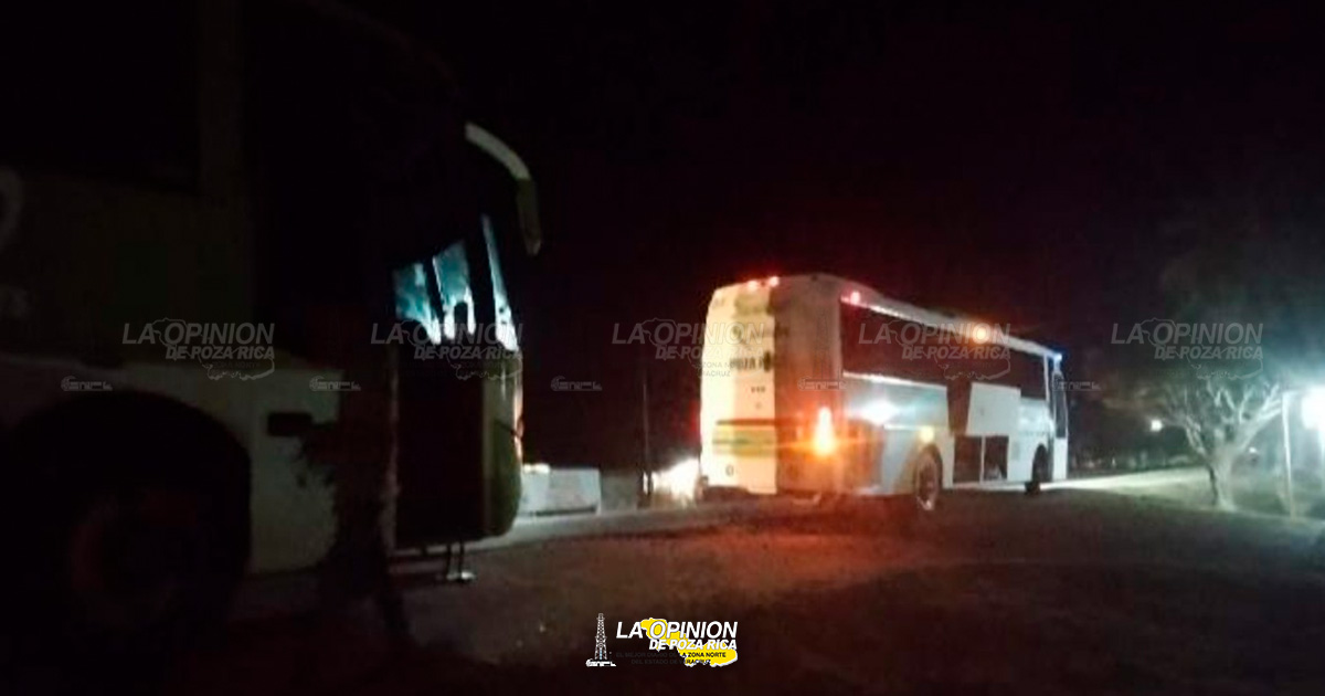 Abandonaron en la carretera a estudiantes del Tec de PR