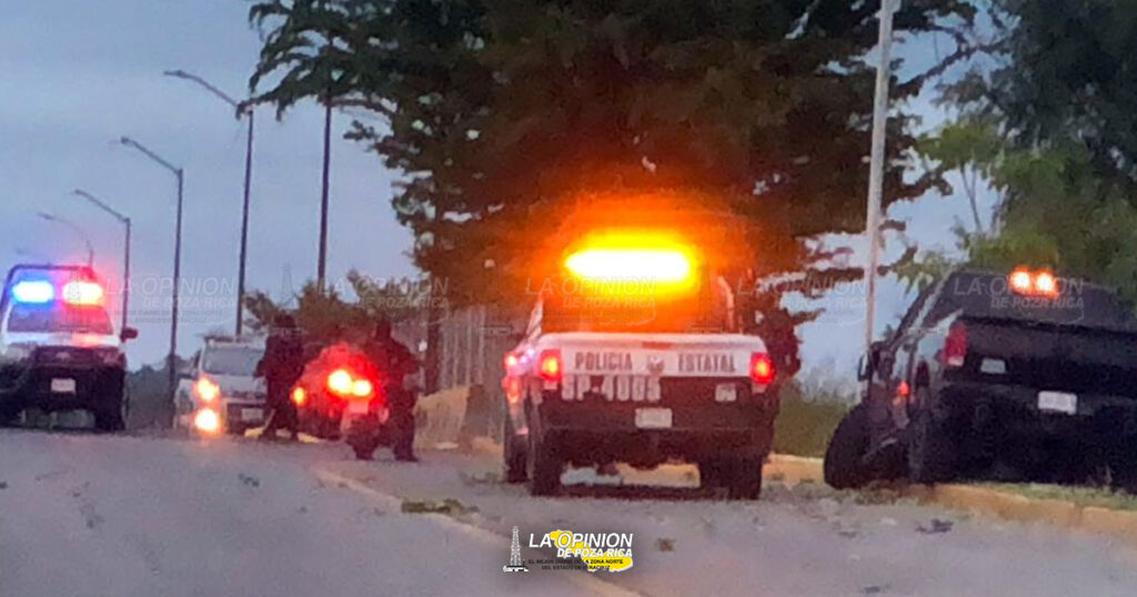 Choca y se fuga; lo detienen al chocar con un árbol