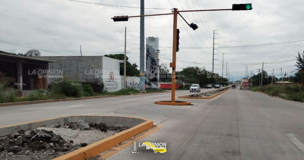Millonaria obra de SIOP sin terminar en Poza Rica