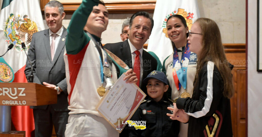 Por su perseverancia, esfuerzo y la disciplina reciben atletas el Premio Estatal al Deporte