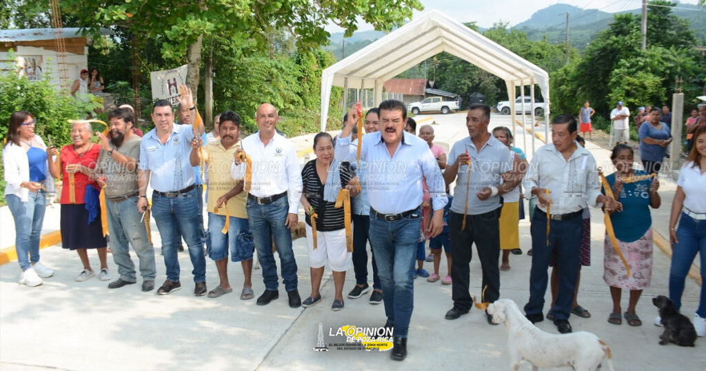 Concluye en Tihuatlán programa de obras 2023