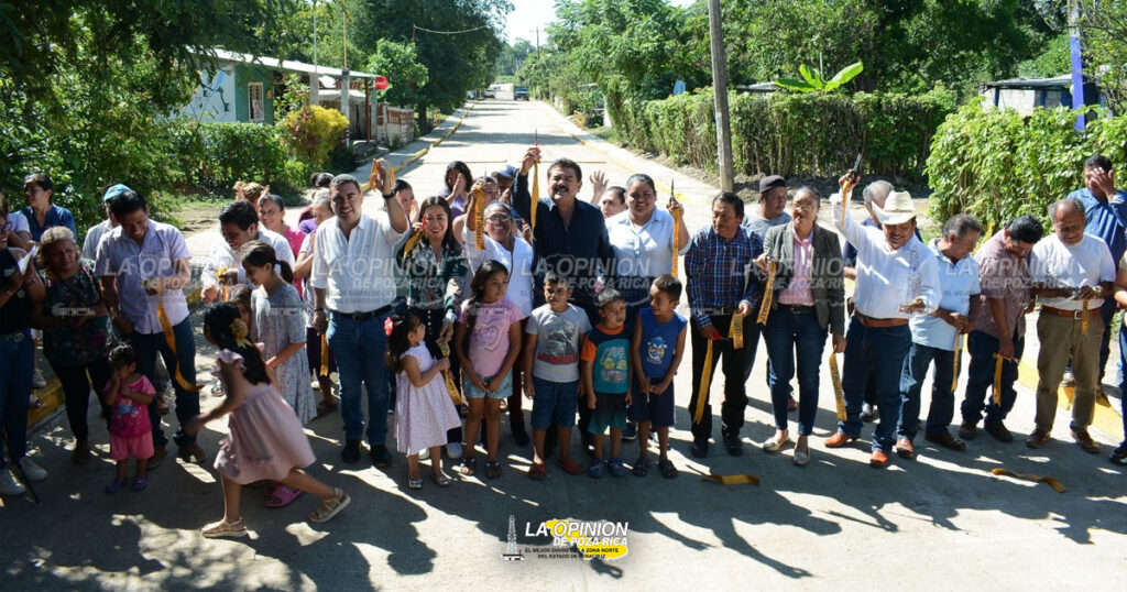 Concluye en Tihuatlán programa de obras 2023
