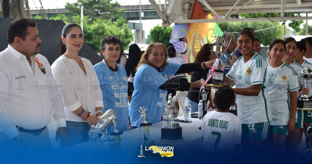 Inauguran torneo de la liga femenil