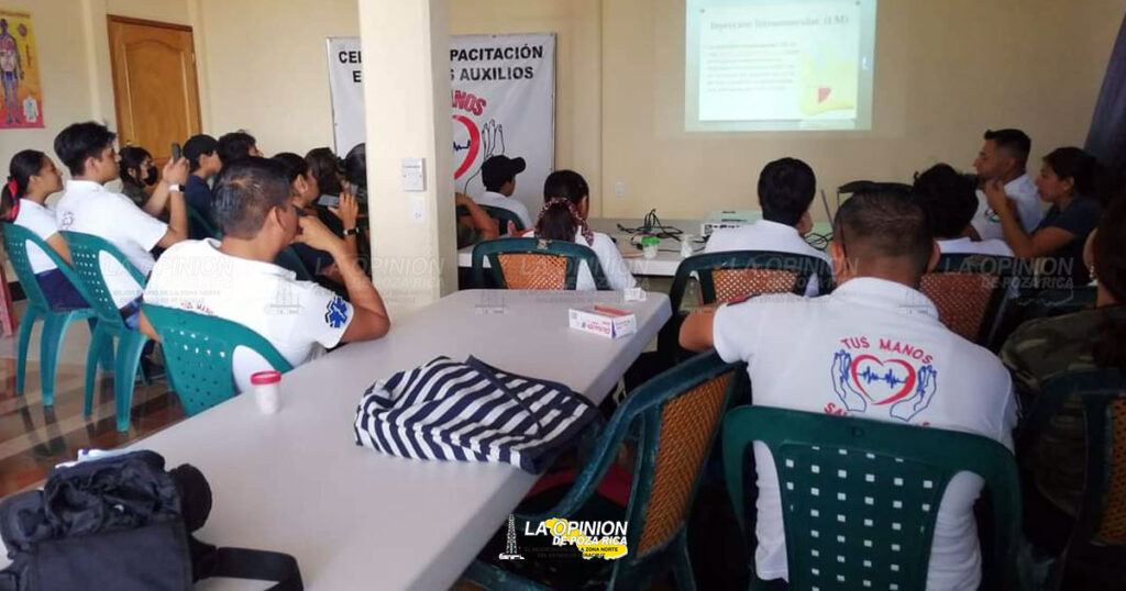 Imparten conferencias sobre sida y alcoholismo en escuelas
