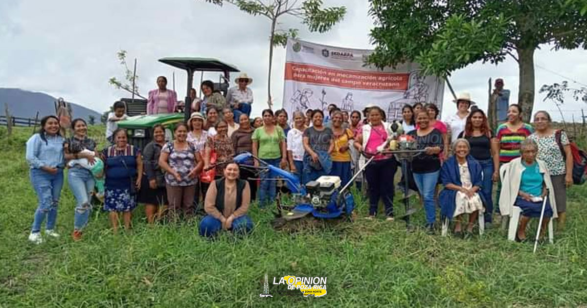 Capacitan a mujeres de La Sierra de Otontepec