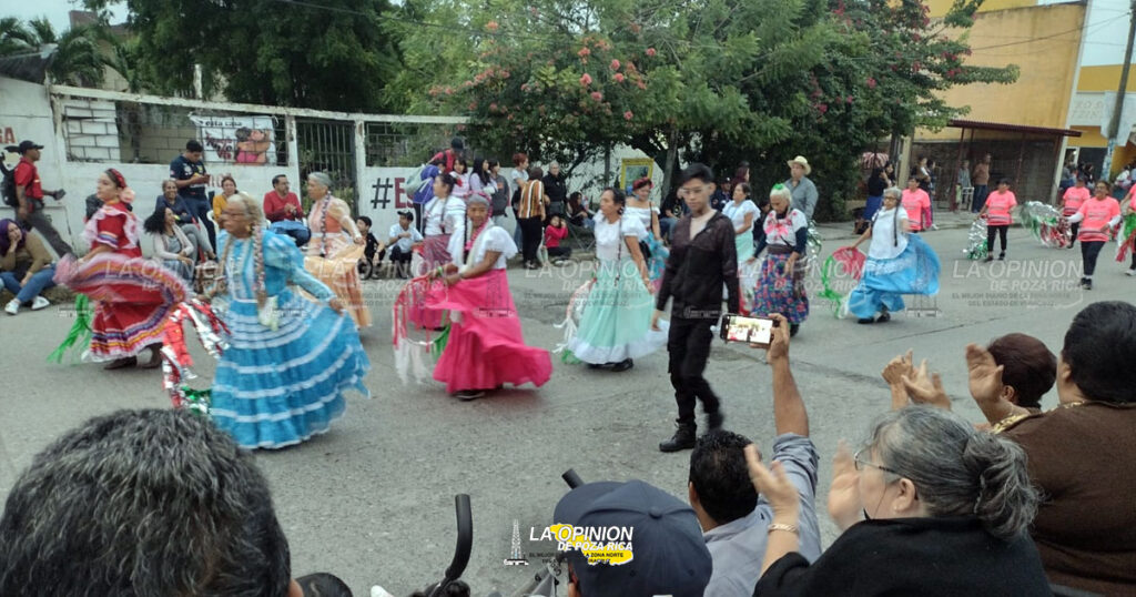 Rememoran el 113 Aniversario de la Revolución Mexicana en Coatzintla