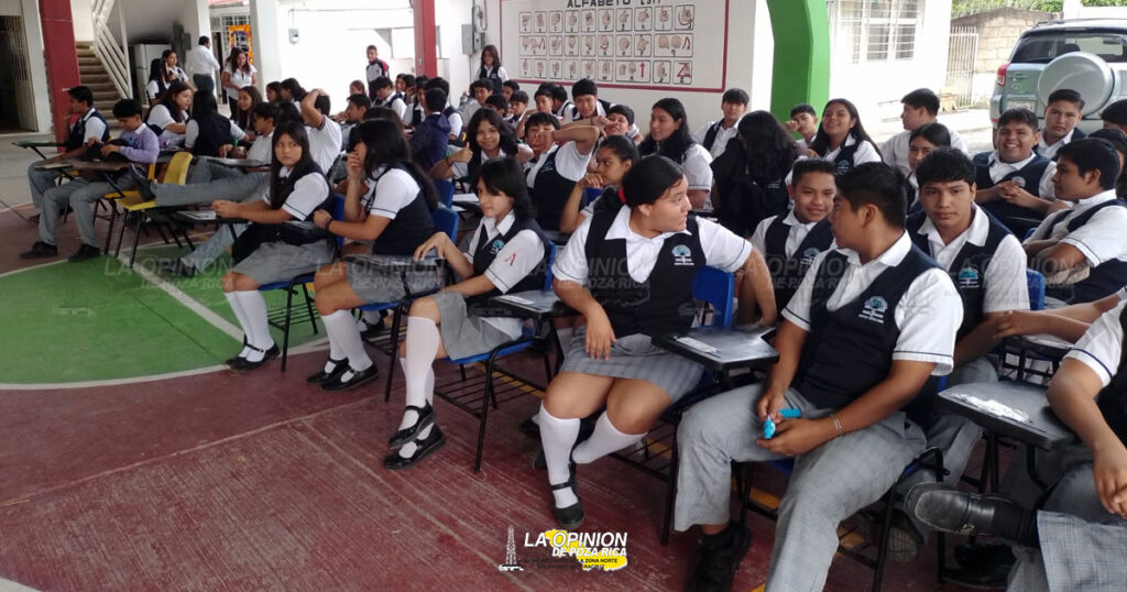 Inculcan a estudiantes el cuidado del Agua y el medio ambiente