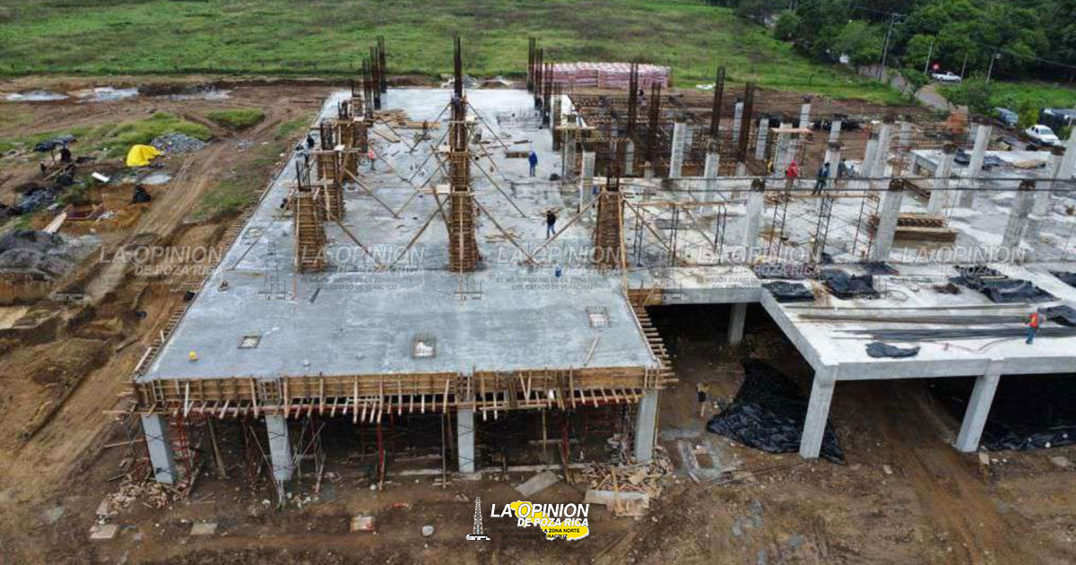 En marcha la reconstrucción del hospital de Naranjos Amatlán