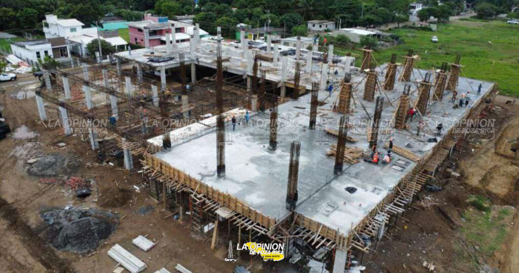 En marcha la reconstrucción del hospital de Naranjos Amatlán