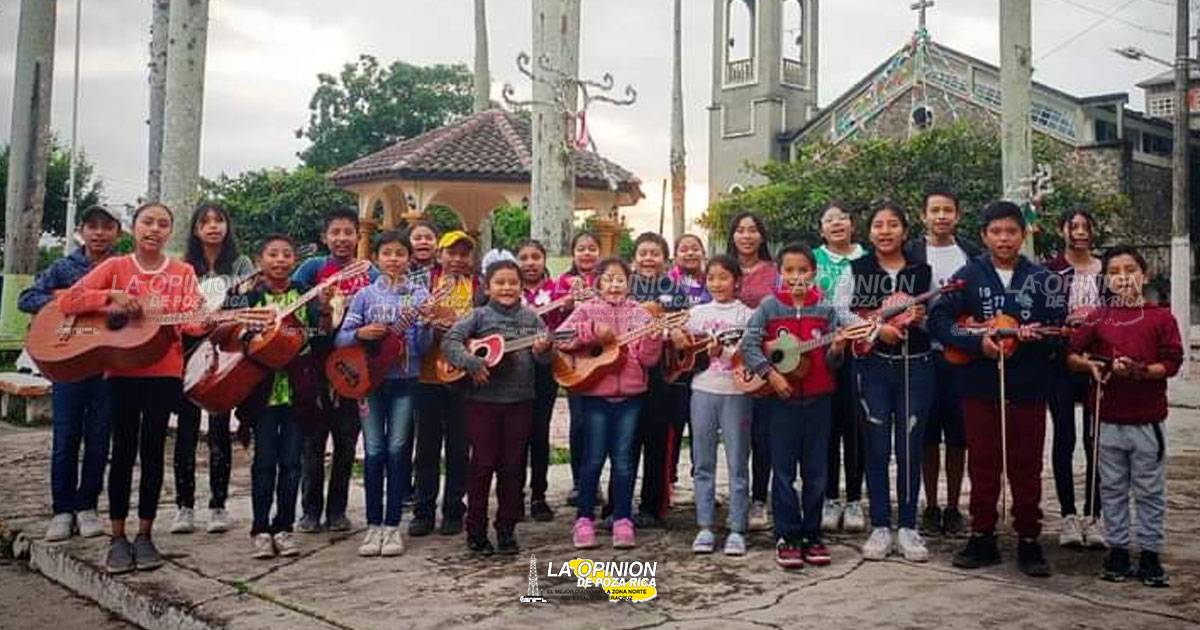 En puerta la fiesta del Huapango en Amatlán