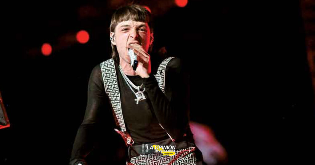 Peso Pluma; el ‘Rey bélico’ abarrota el Foro Sol