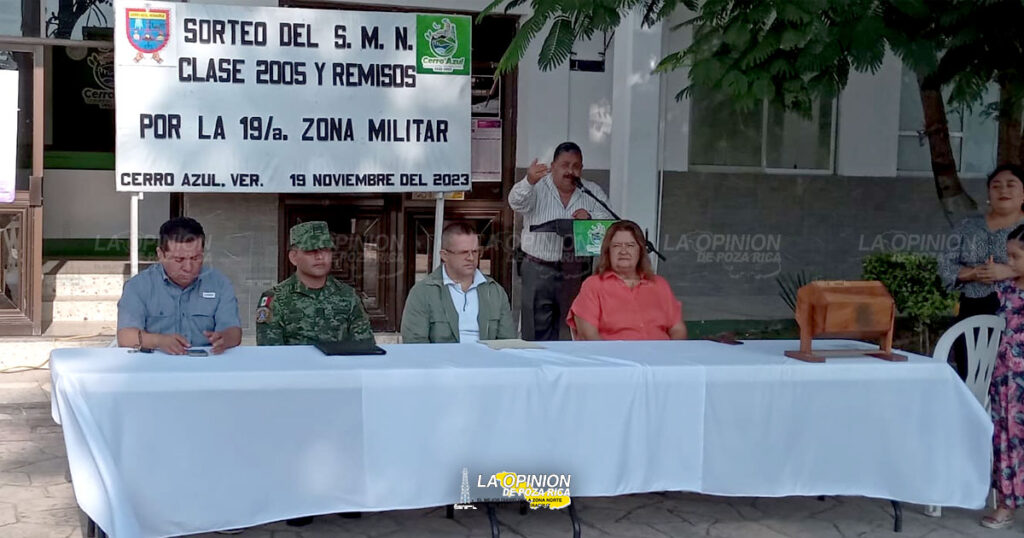 Realizan sorteo del servicio militar en Cerro Azul