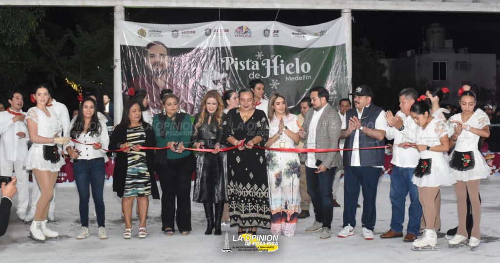 Por primera vez Medellín de Bravo tiene pista de hielo dentro de la Villa Navideña