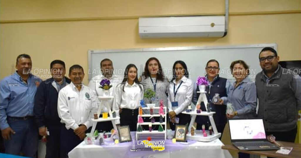 Alumnos presentan proyectos finales