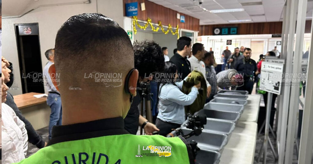 Sale primer vuelo de Aerus desde Poza Rica