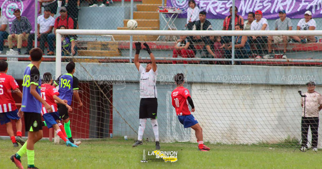 27 DE SEPTIEMBRE ETP KIDS, Bicampeón del Torneo de Futbol de los Barrios en su categoría Sub 17.