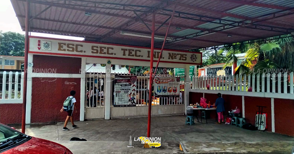 Instalan cámaras modernas con sirena en la secundaria técnica N. 75