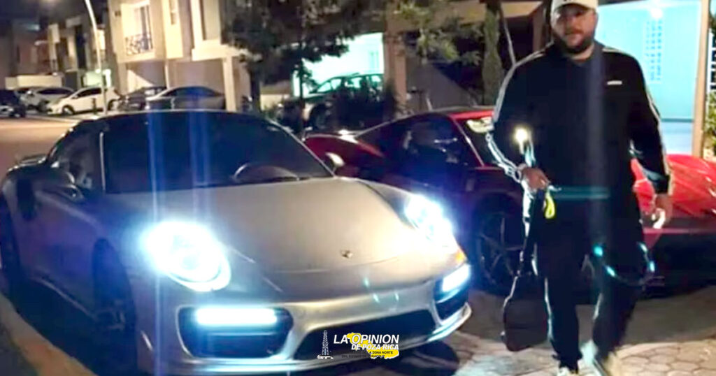 ¿Quién fue "Jhan Carlo", el influencer asesinado fuera de un bar en Angelópolis?