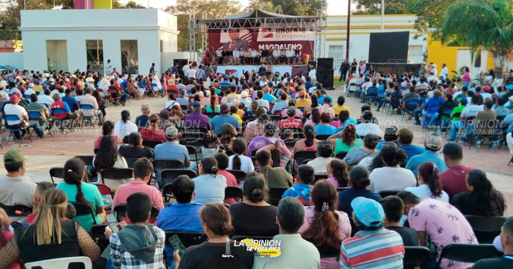Multitudinaria marcha en Medellín de Bravo