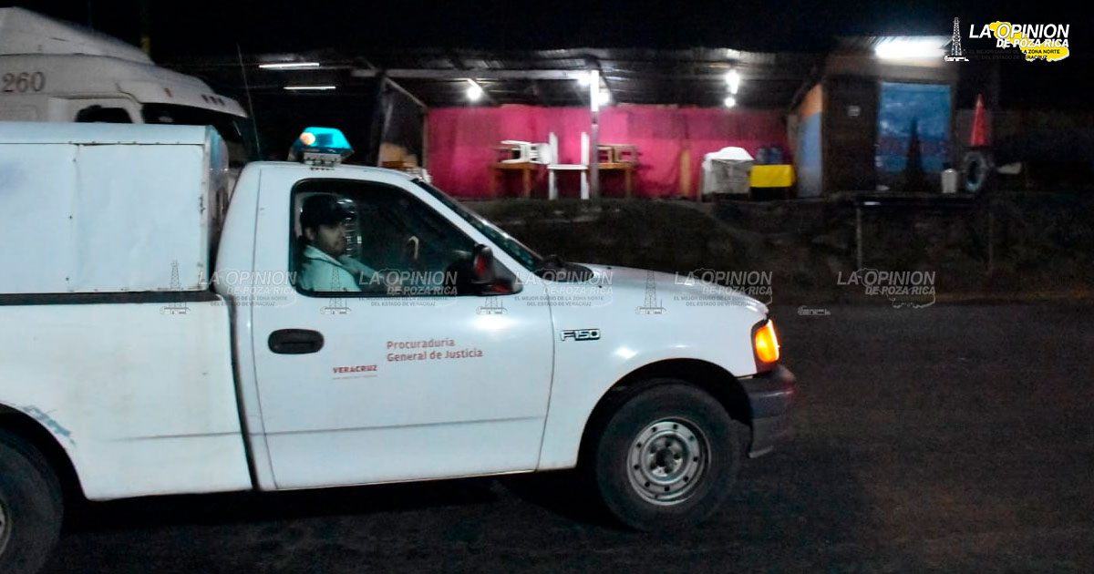 Cadáveres de Tuxpan llegan a Centro de Identificación Genética