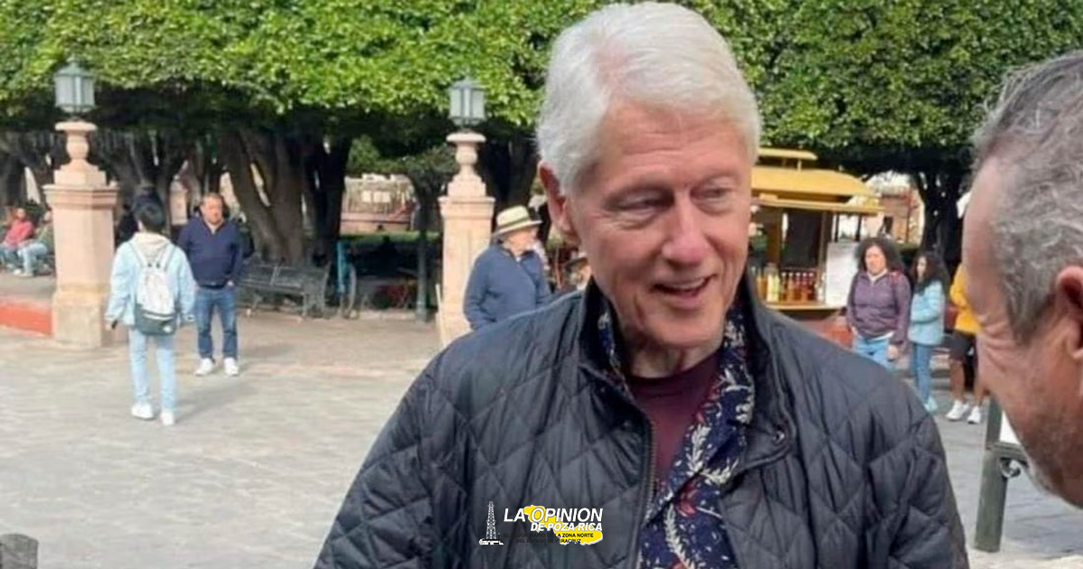 Captan a Bill Clinton en la plaza principal de San Miguel de Allende