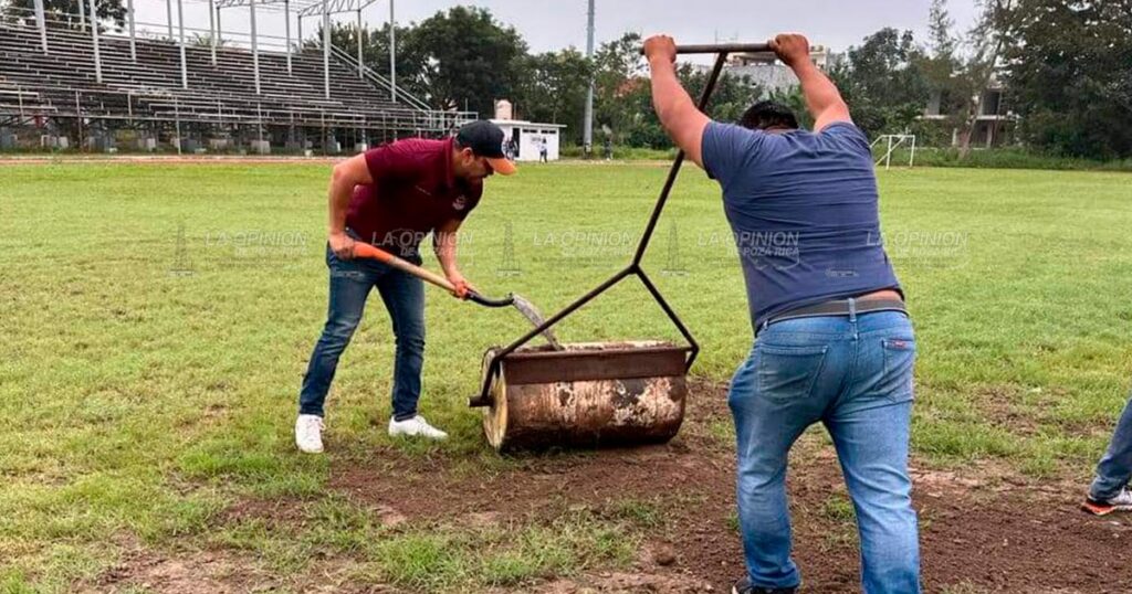 Embellecen instalaciones del estadio Luis "Matador" Hernández
