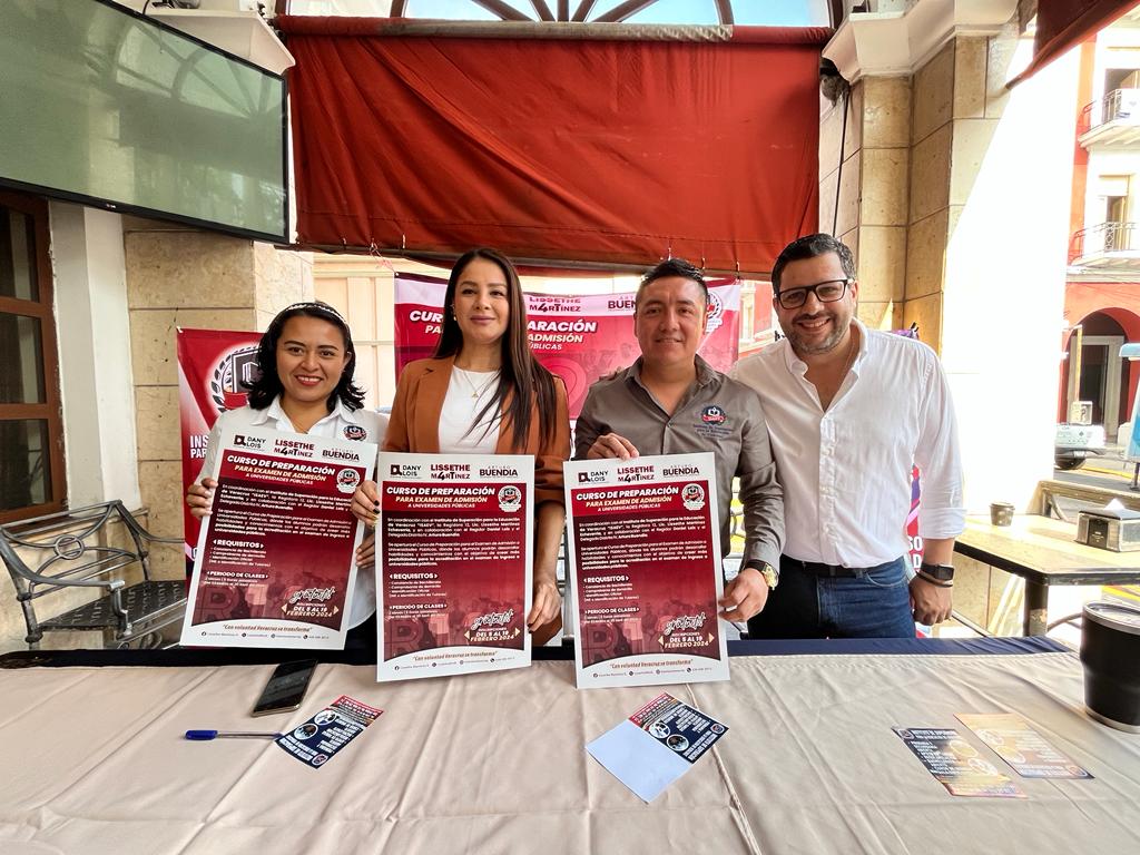 Regidora promueve cursos gratuitos para examen de admisión a universidad