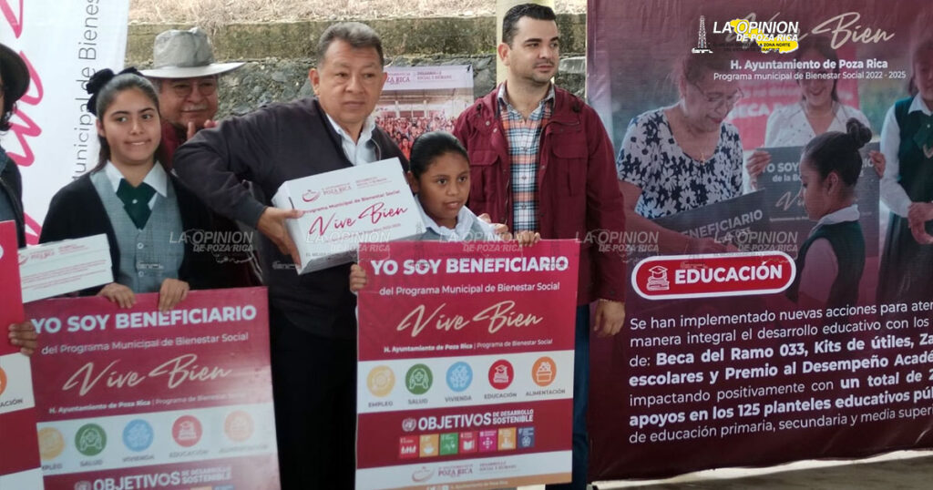 Dotan de calzado a 195 estudiantes de la "Mariano Escobedo"