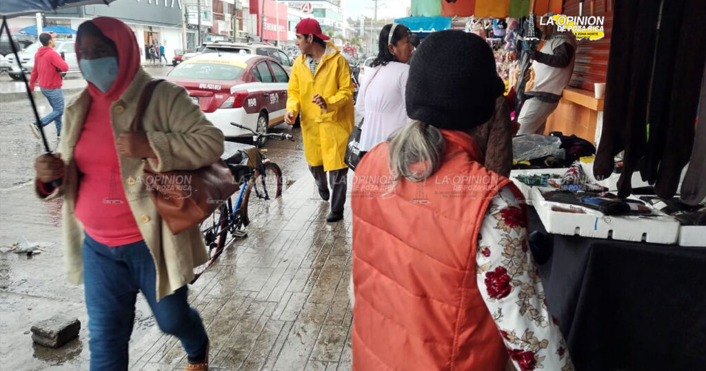 A protegerse del frío recomiendan autoridades de PC y de Salud