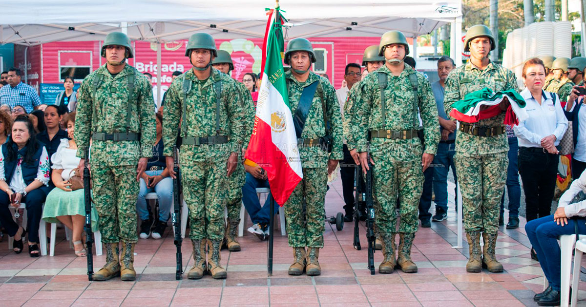 Solemne celebración del Día de la Bandera