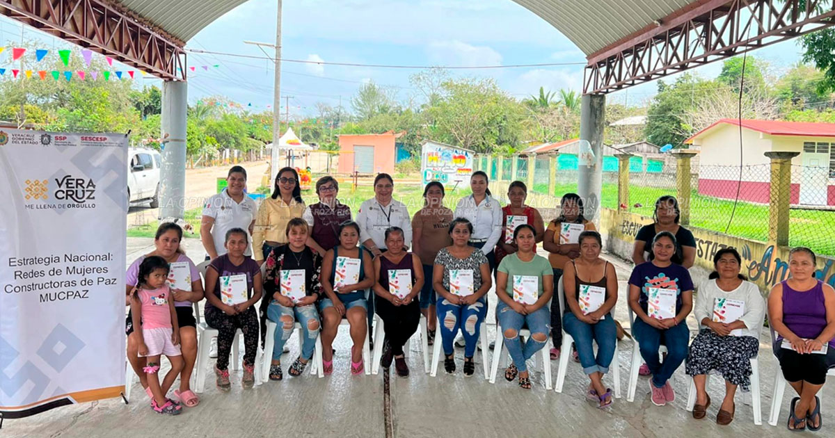 Lidera Tihuatlán en Red de Mujeres por la Paz