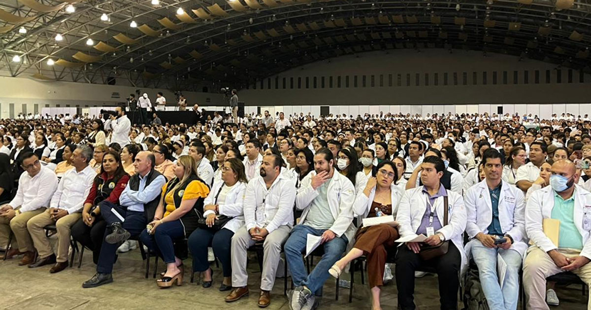 Se accidentan trabajadoras del Hospital de Yanga previo a evrnto de IMSS Bienestar en WTC de Boca del Río