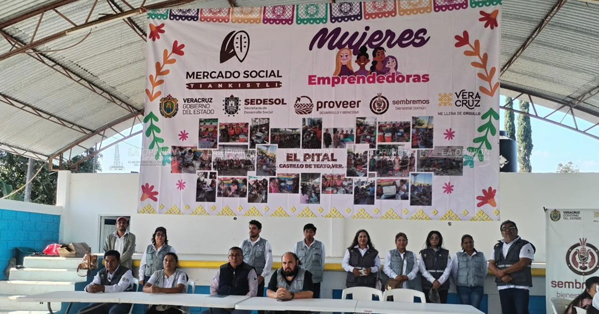 Mujeres emprendedoras instalan Mercado Solidario